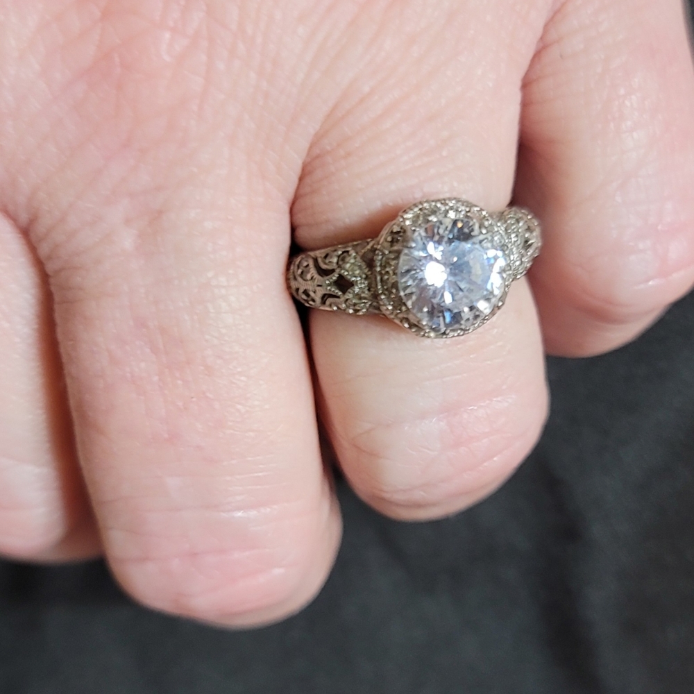 GORGEOUS SILVER FILIGREE ROUND RING- SIZE 10 - Picture 2 of 5
